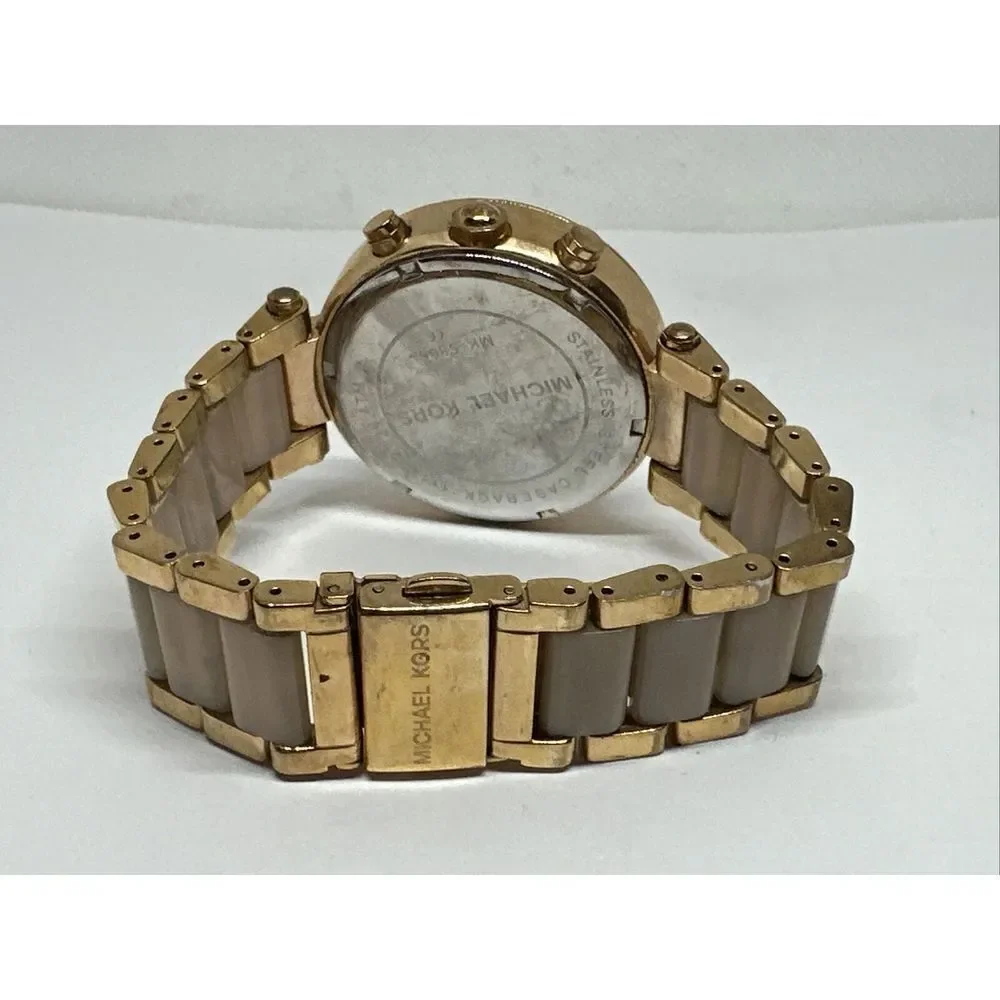 Michael Kors Parker MK5896 Women Rose Gold Analog Dial Quartz Wrist Watch NUL43